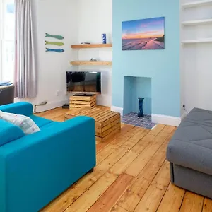 https://central-garden-apartment.brighton-hotels-england.com